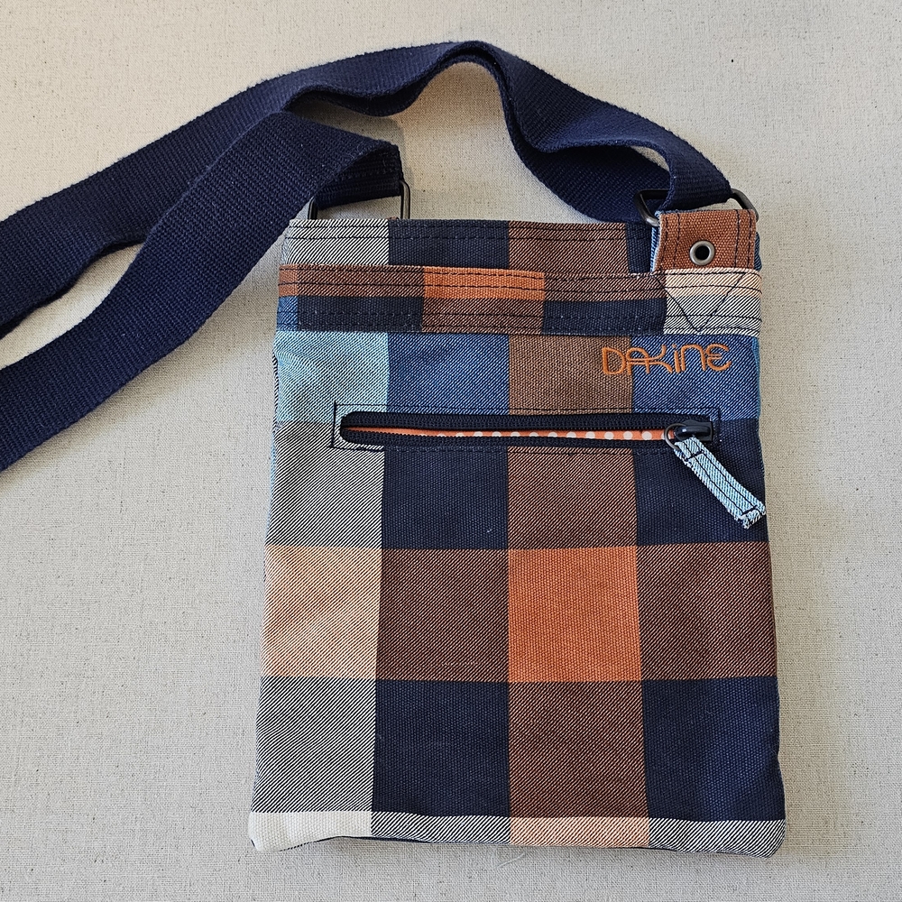Y2K- Dakine cross body Bag